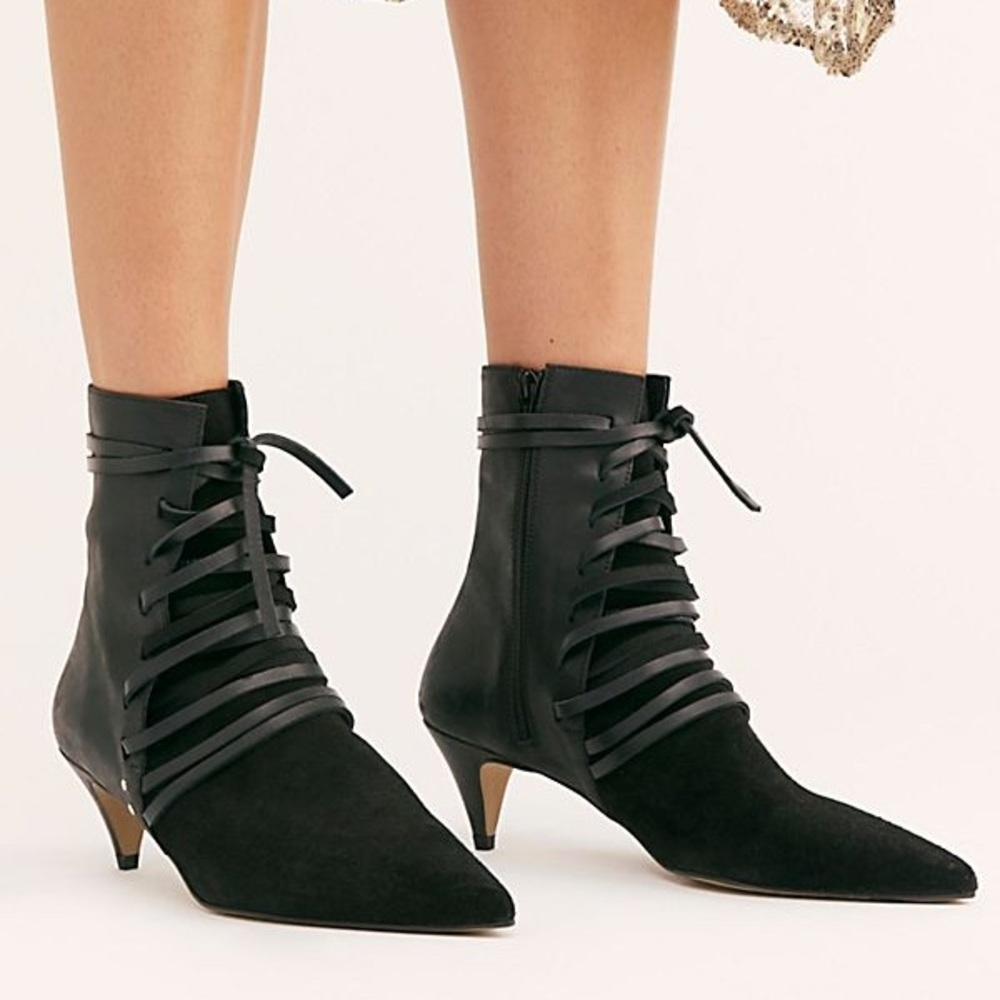 NWT Free People Leather Kitten Heel Juliet Boot